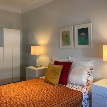 Cosy 2 Bedrooms Apartment In Arroios - Ssl 3A Lisbon Bagian luar foto